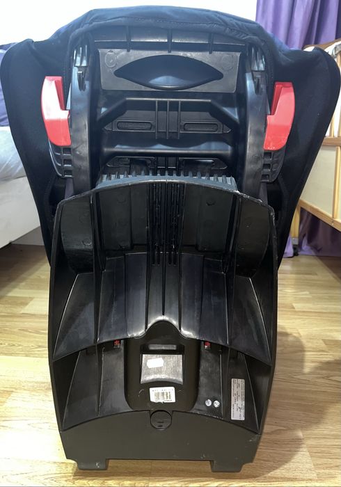 Срочно продам автокресло