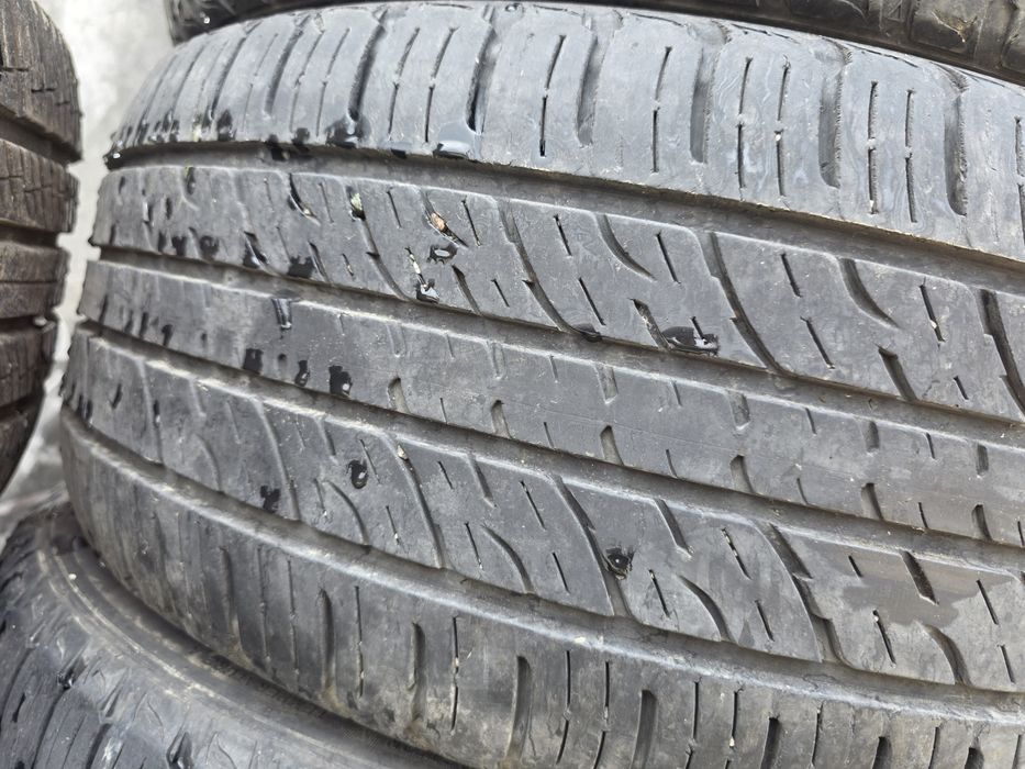 4бр Летни гуми 235 55 17 - Kumho