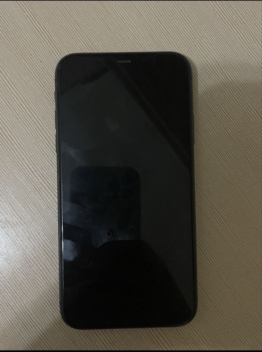 Айфон 11 акб 73%  128 гб