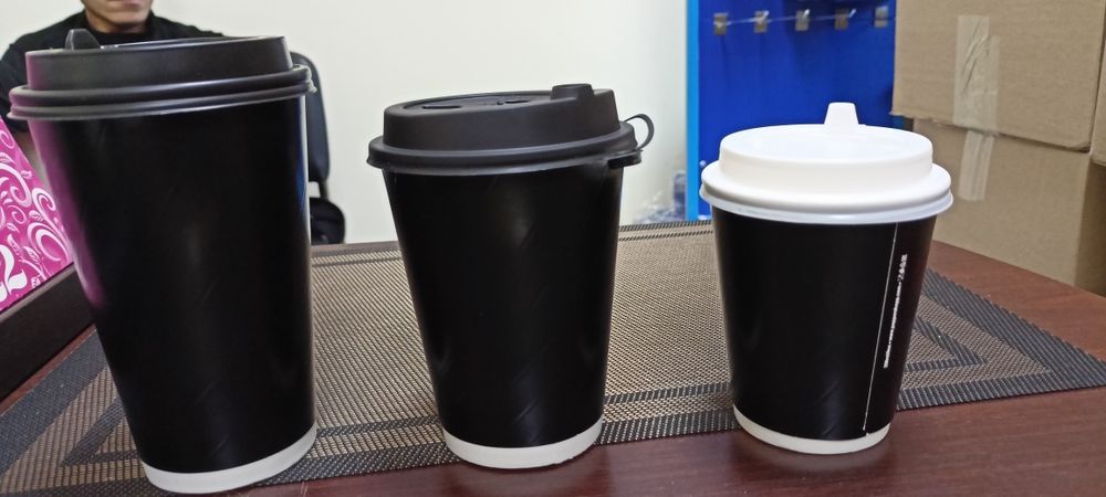 Одноразовая посуда, стакани