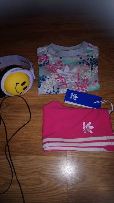 Нов детски комплект тениска с клин .