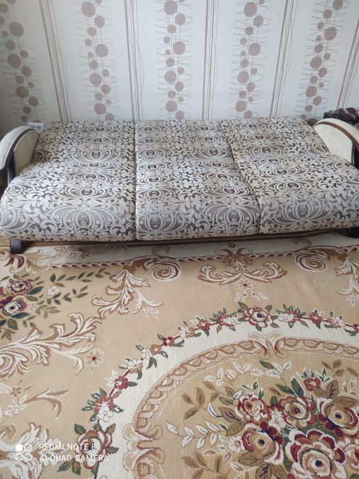 Продам диван в хорошем состоянии