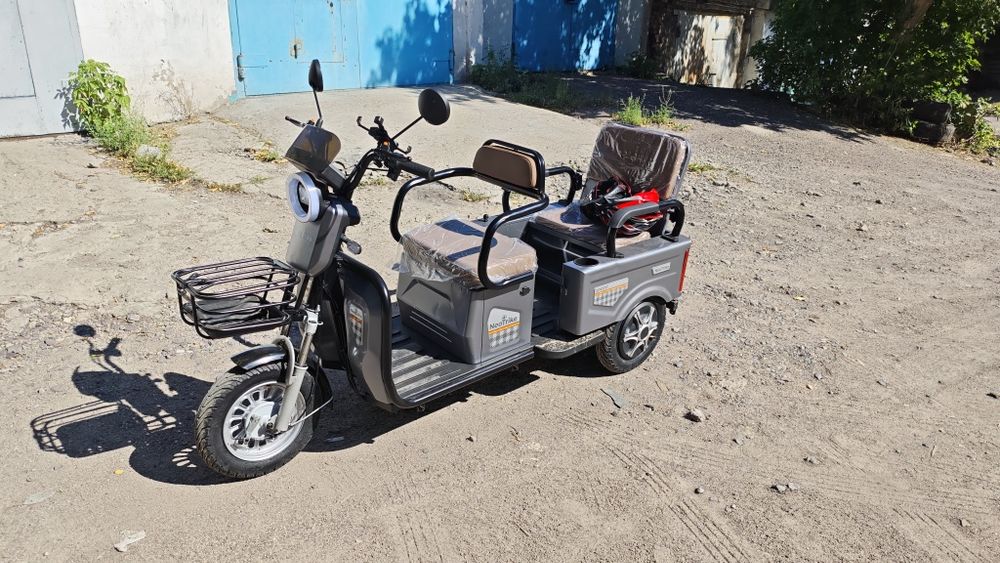 Электроскутер neotrike comfort