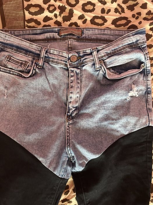 Blugi in doua culori