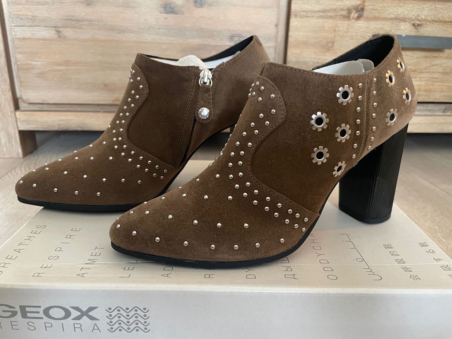 Botine Geox piele întoarsă