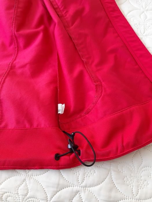 Дамско яке, ветро и влаго устойчиво