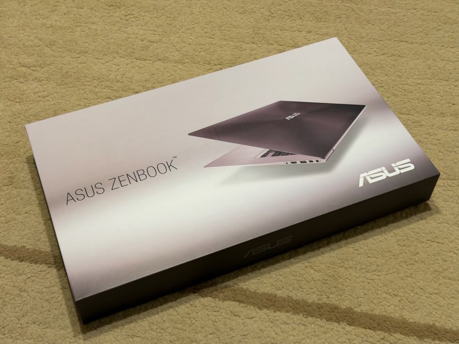 Laptop Asus Zenbook UX303UB, CPU Intel i7, ecran touch 4K