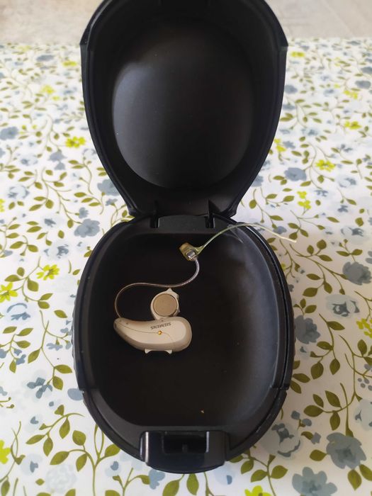 Слухов апарат с изнесена слушалка Siemens Pure 3mi