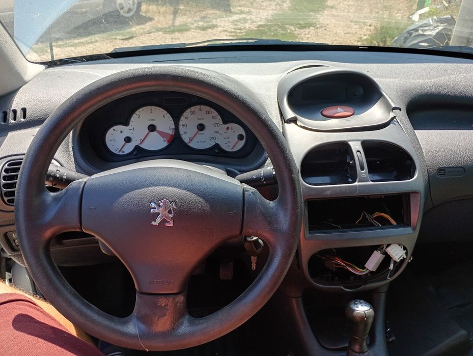 Пежо 206 SW 2.0 XDI 90 кс на части !!!