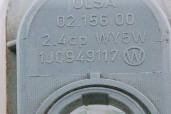 Semnalizare 1J0949117 Volkswagen VW Polo a 4-a generatie 9N seria