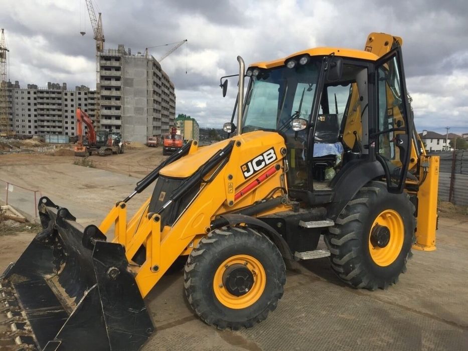 Услуги экскаватора-погрузчика