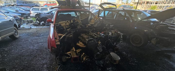 Pompa ABS 8E0614111AB Volkswagen VW Passat B5