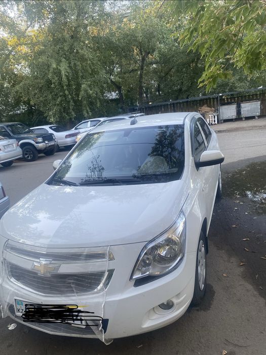 Продам шевроле кобальт 2021 г