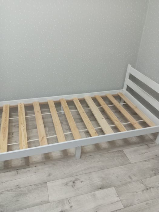 Продам недорого кровать