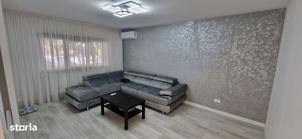 Apartament 4 camere, 86 mp, zona Lapus