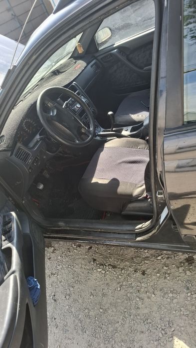 Таиота Карина Е 1995 газ