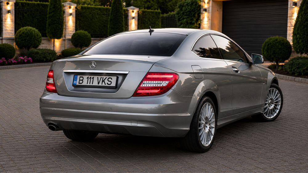 MERCEDES-BENZ C-Class 2012 — imagine 3