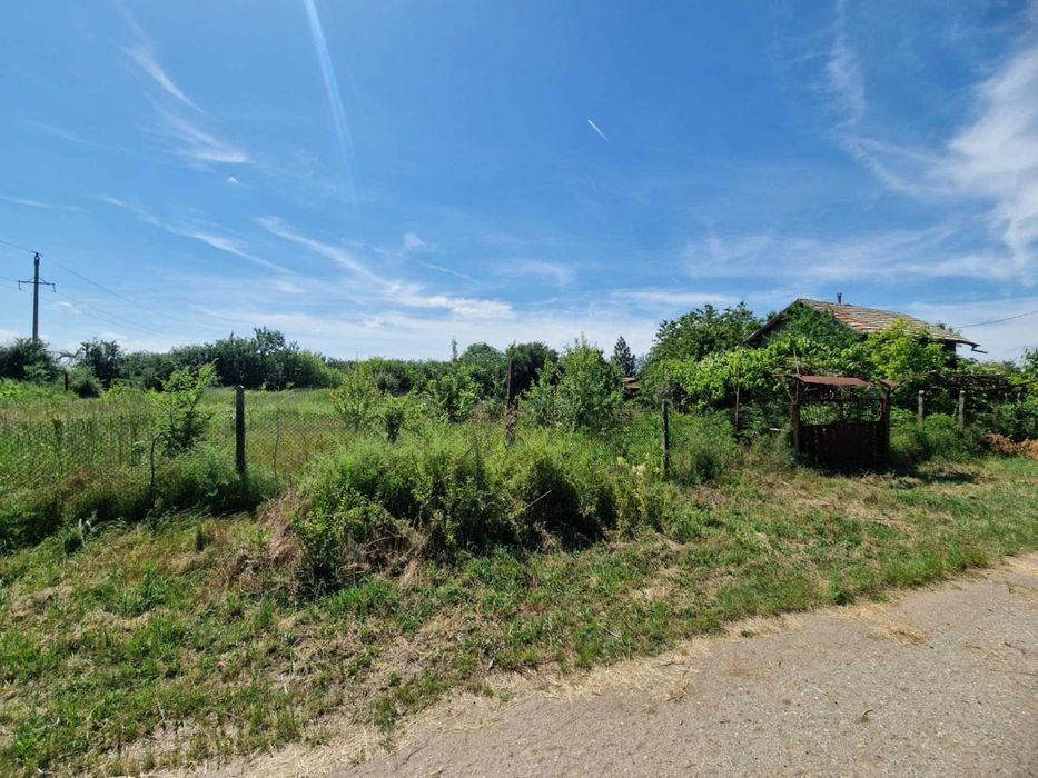 Дворно място / парцел с постройка в село Преспа, община Балчик