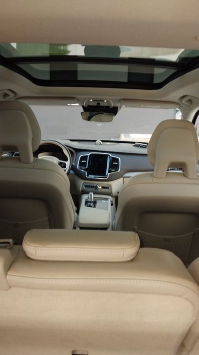 Vând Volvo xc90 anul 2016