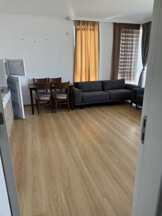 Двустаен Апартамент под наем 400€