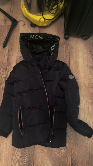 Geaca moncler perfecta pentru iarna
