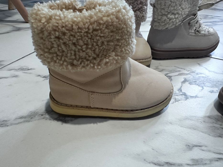 Детски обувки различни номера от 15 до 25 лв