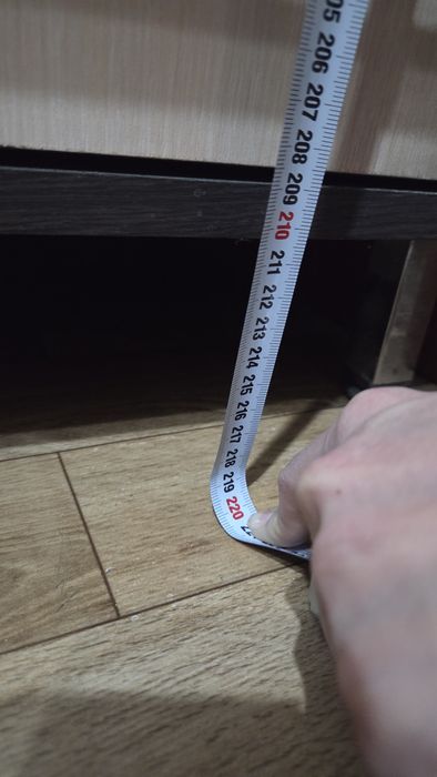 Шкаф с зеркалом для одежды с я щиком