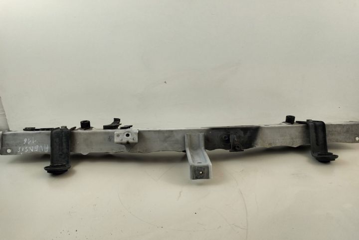 Traversa  superioara Toyota Avensis a 3-a generatie T27 (facelift)