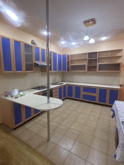 Кухонный гарнитур