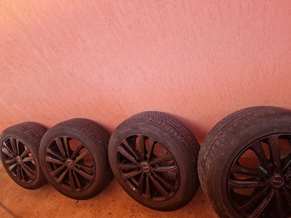 Продавам Гуми с джанти 18 ки