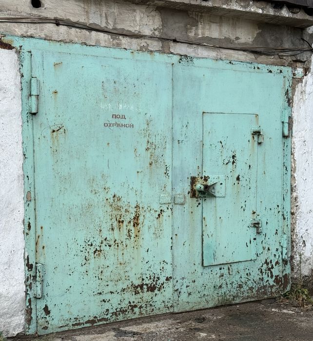 Продаю гараж на Военторге