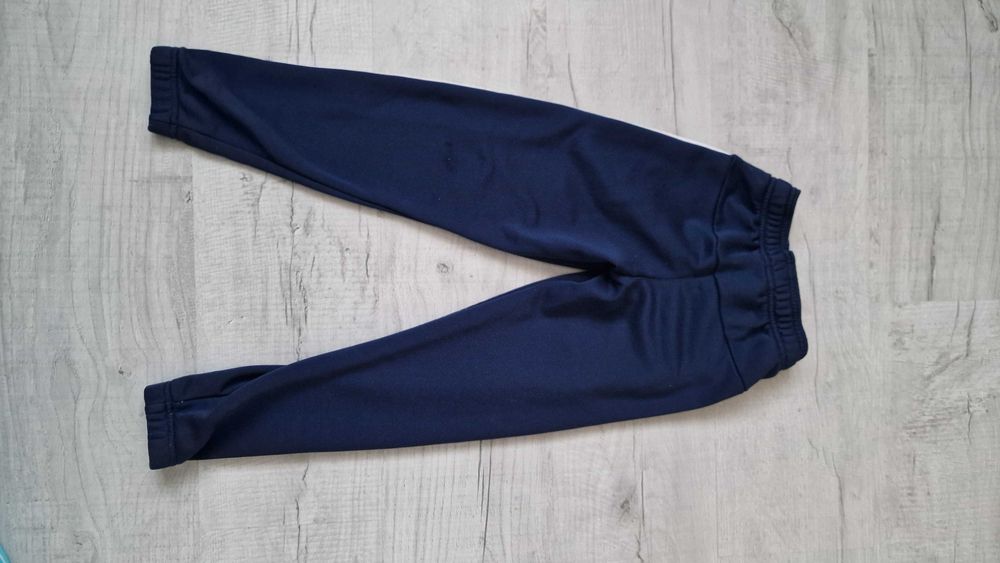 122см.Аdidas Детски оригинален екип/анцунг за момиче