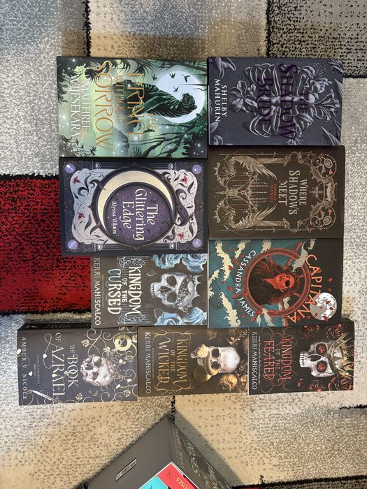 Книги на български и английски