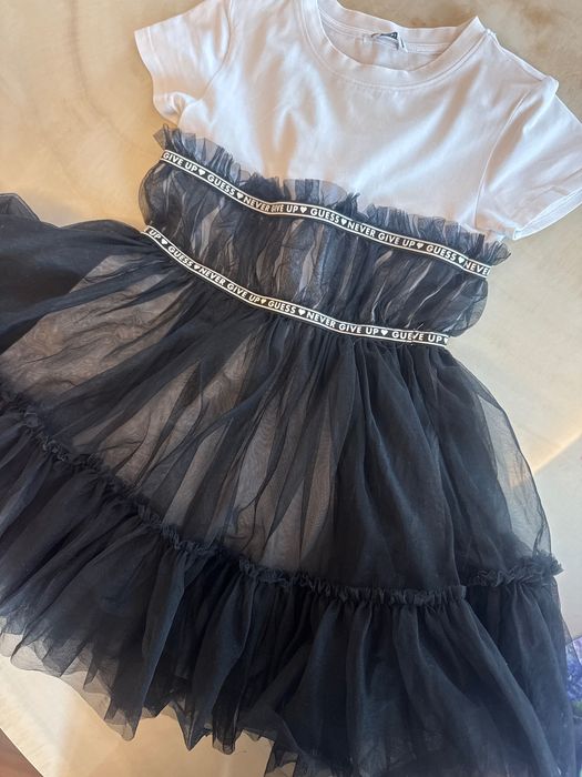 Дрехи за момиче от 4 г. До 7 г.