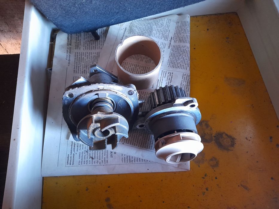 Продам 2 помпы новые и электровентилятор