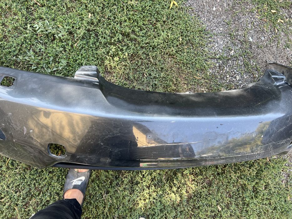 Продам бампер на Lexus RX330-RX350