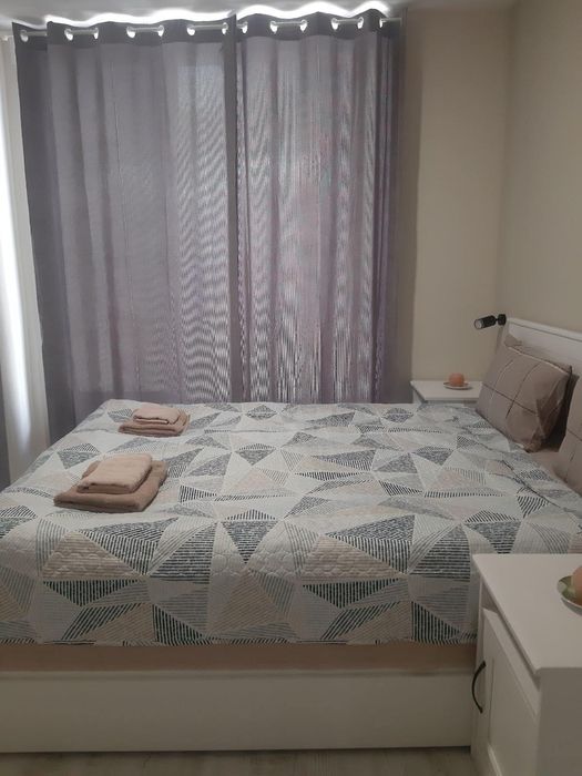 Дава се под наем Двустаен апартамент в Варна, Център - 70 кв.м за 598.23 € - Снимка #4