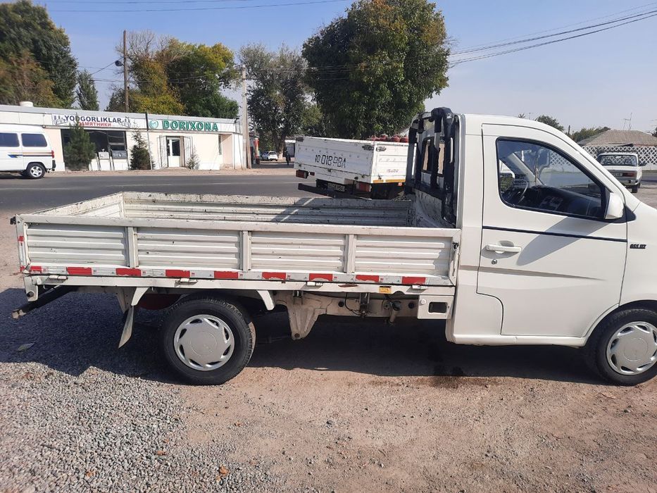 Yuk bortli tent  yuk mashinasi