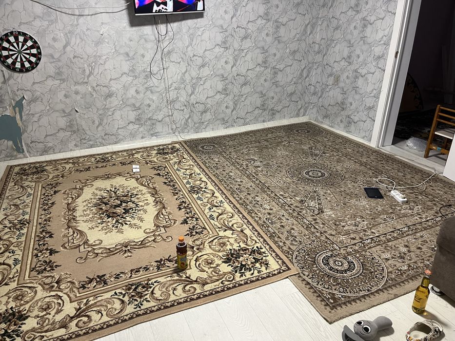 Продам ковер 2 шт