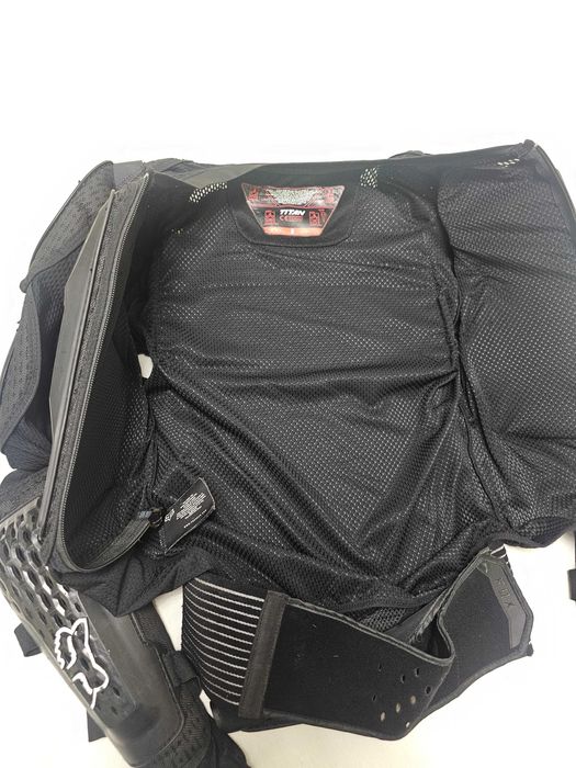 Fox titan sport chest protector