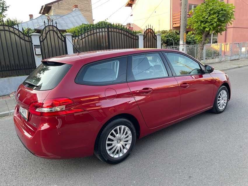 PEUGEOT 308 face-lift 2016-1,2 benzina-FULL LED -156 450 KM REALI-UNIC PROPIETAR