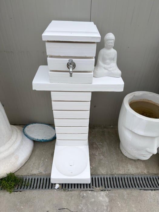 Cișmea Fântână din beton de Vânzare