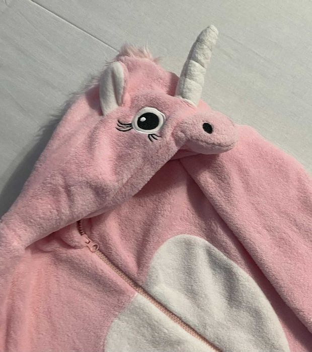 Детска пижама гащеризон еднорог