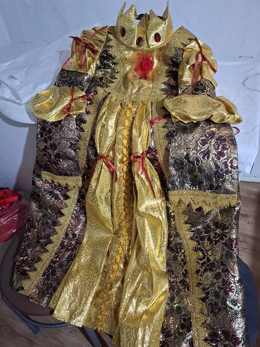 Детские костюмы для утренников девочкам