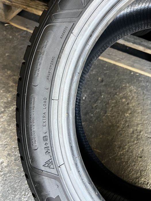 4 anvelope iarna 245/45/18 , GoodYear , DOT 2025 , 6-6.3 mm