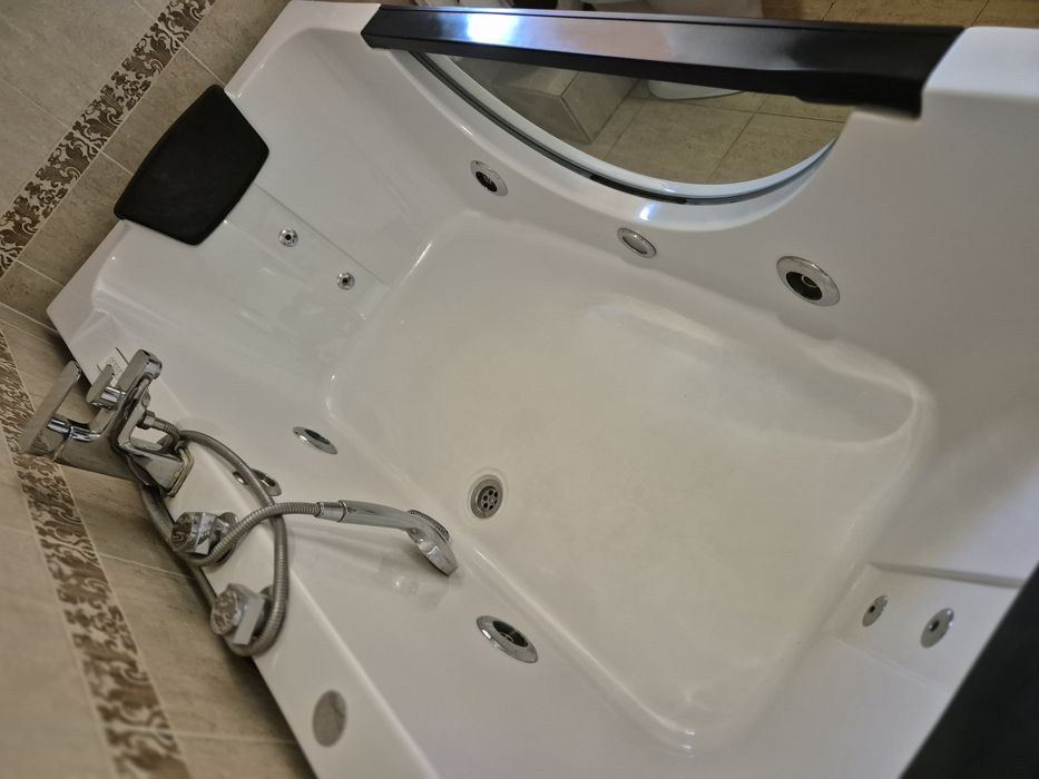 Джакузи. Ванна. Купаться