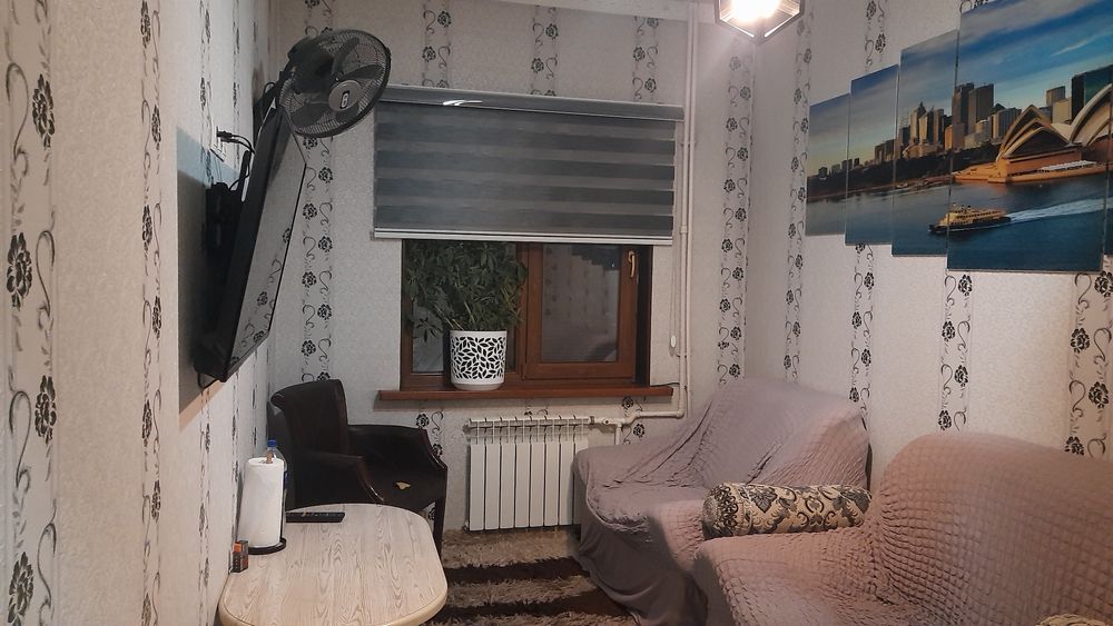 Срочно продам две 2х  комнатные м-в Башлык