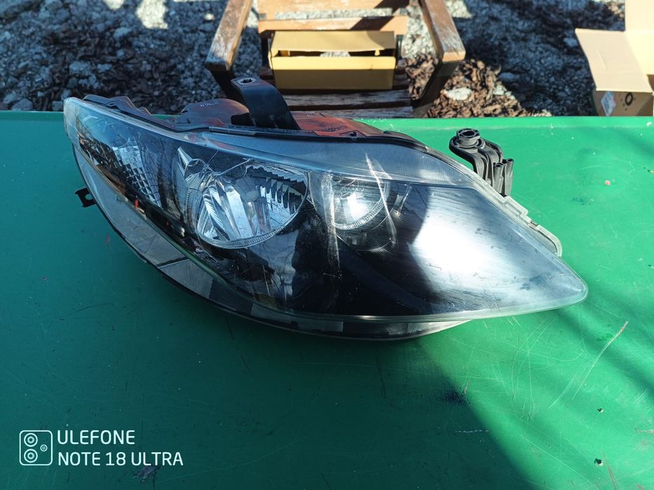 Seat Ibiza FR оригинален десен фар