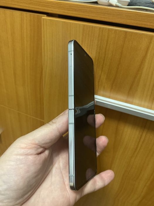 Vand Samsung Galaxy Z Flip5