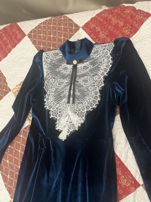 Красивое вилюревая платья размер 44-46